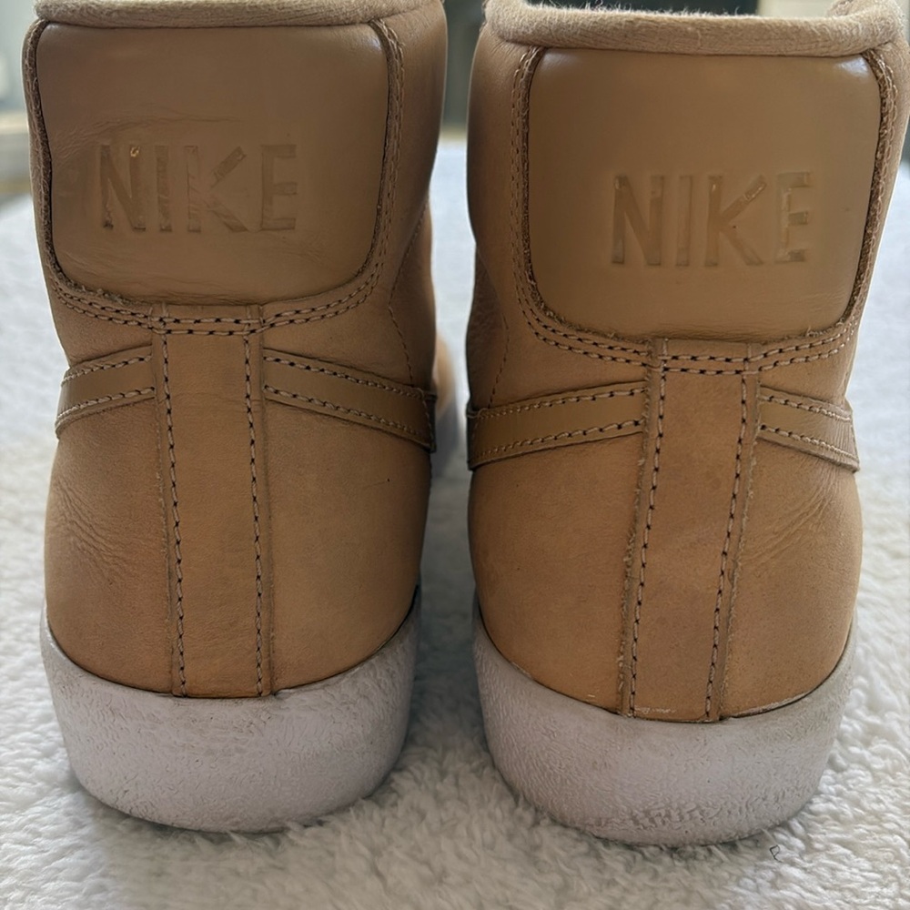 Nike Blazer Mid Premium
Vachetta Tan (Women's) - Picture 5 of 7